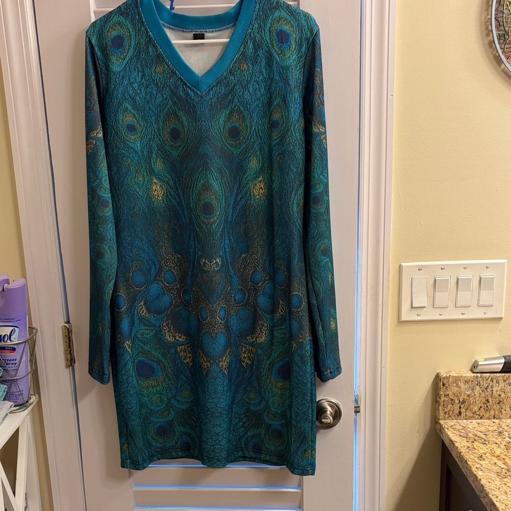 Peacock Pattern Long Sleeve Dress